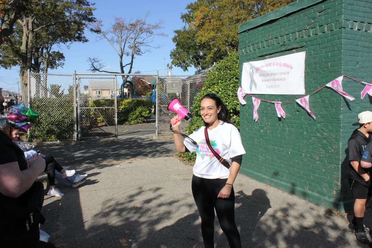 LightUpMBC Walk 2024 - LOVE Photo 64